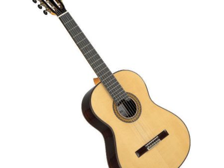 Alhambra 11P Guitar w case Discount