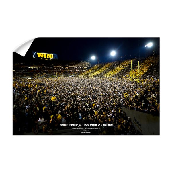 Iowa Hawkeyes - Swarmin  & Stormin  Kinnick Stadium Online